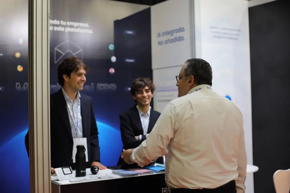 The team at the Airtool booth — DES Digital Enterprise Show Málaga 2026, FYCMA